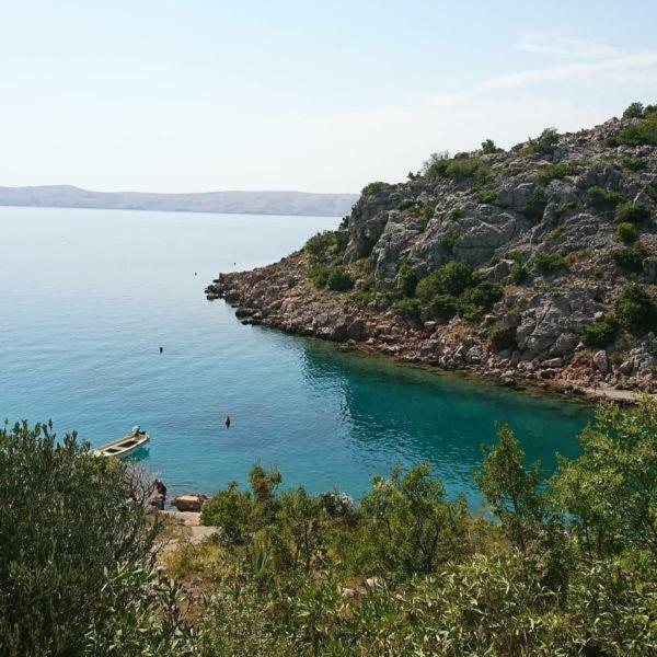 Apartmani Cesarica Karlobag Esterno foto